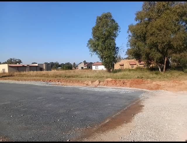 2,083M² VACANT LAND FOR SALE IN DALESIDE